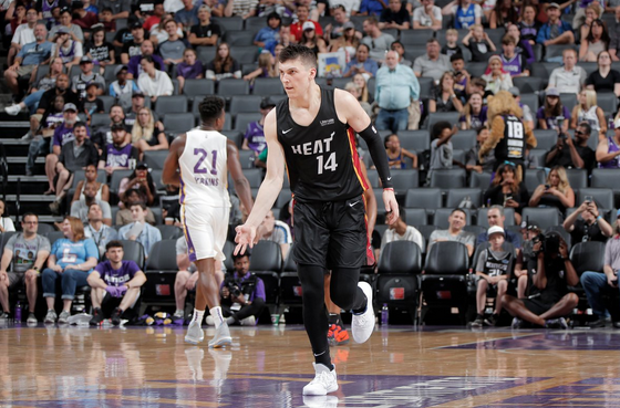 对比两队的 对比两队的