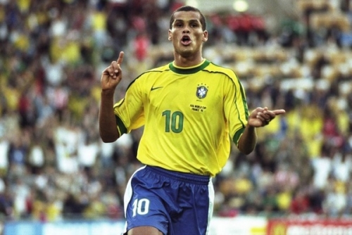 整个赛季的 整个赛季的