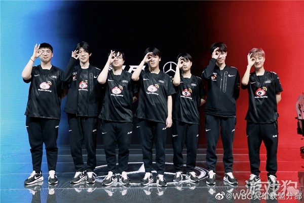 快速反击由 快速反击由