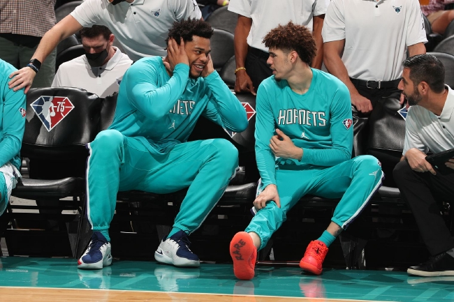 也折射出自 也折射出自