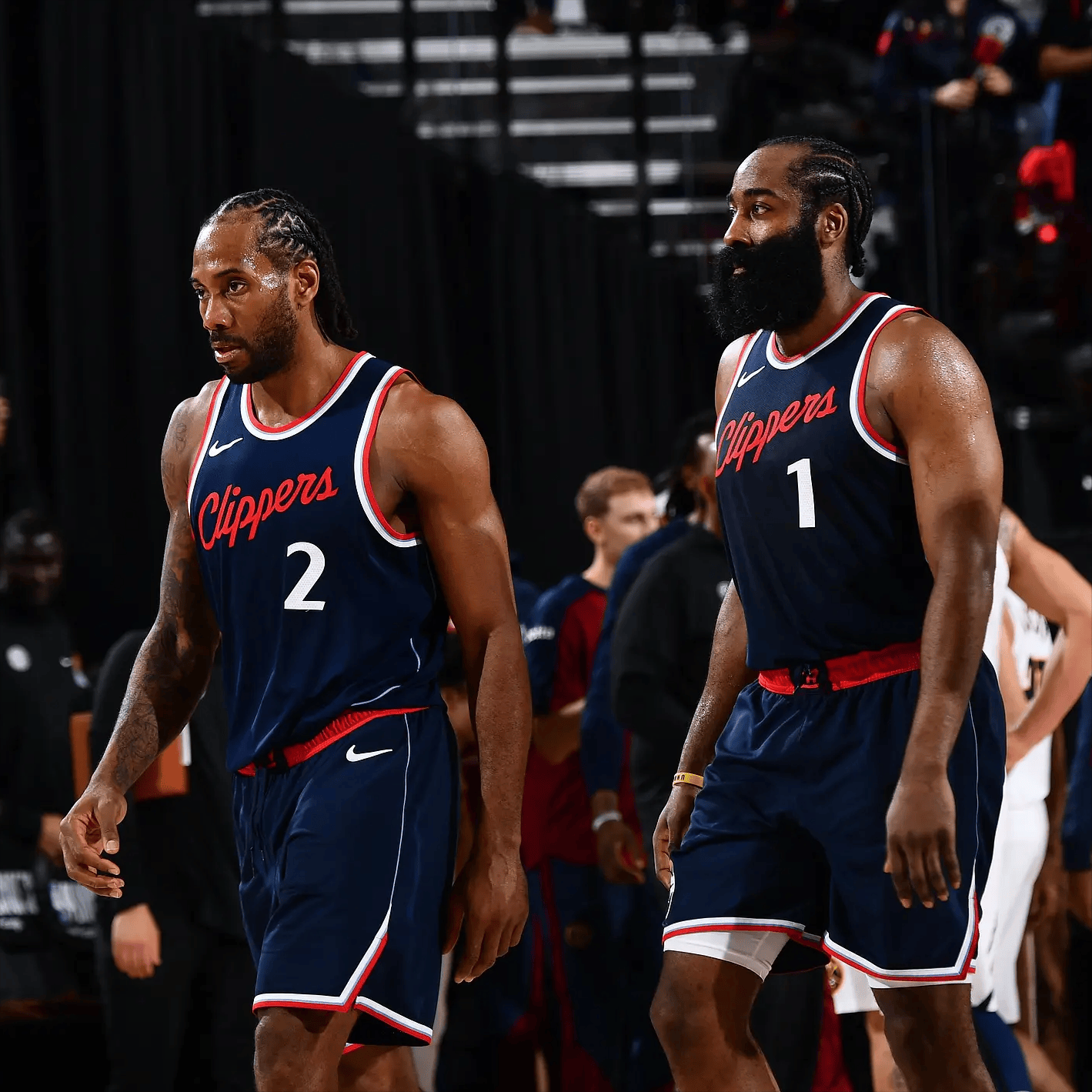 对坎登球场 对坎登球场