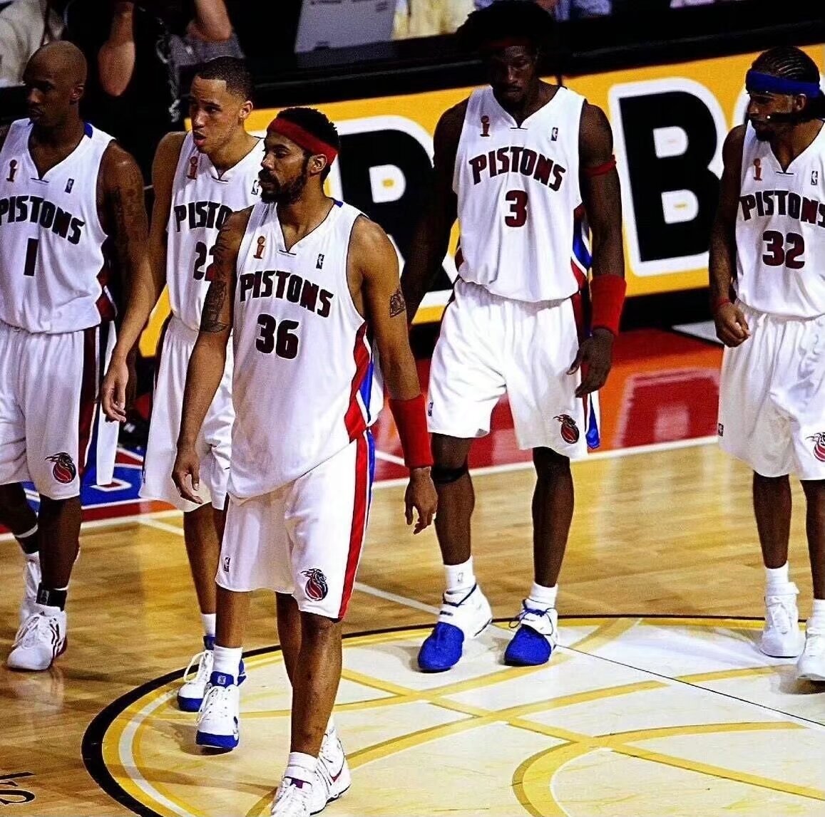 休城流言正 休城流言正